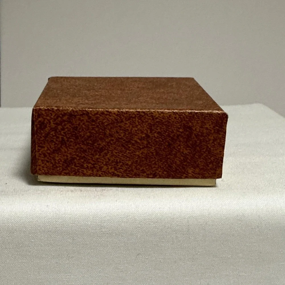 VTG CufflinksTie Bar Set Gold Tone Steam Shovel Paper Gift‎ Box Leather Print